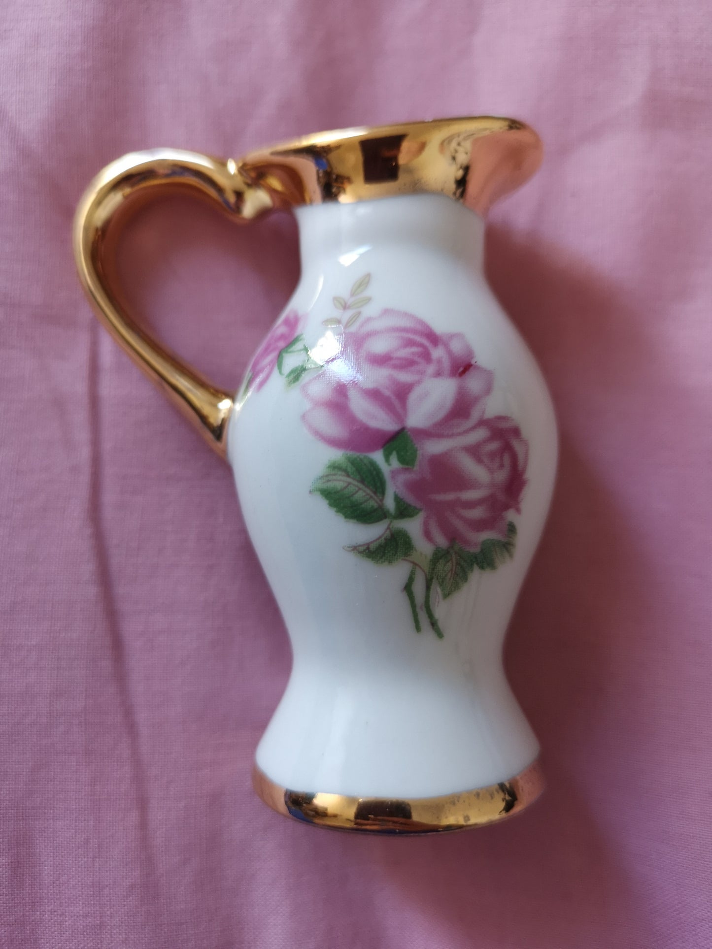 Magnifique petit vase décoratif